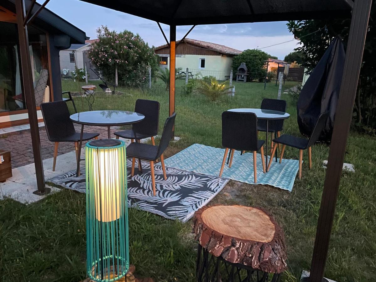 Hotel Aux Bonheurs Landais Linxe Esterno foto
